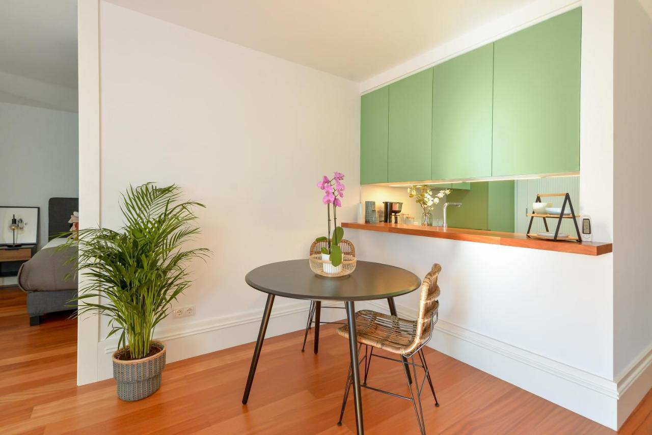Free Parking - Aliados 107 Liberty Square Apartment Porto Exterior photo