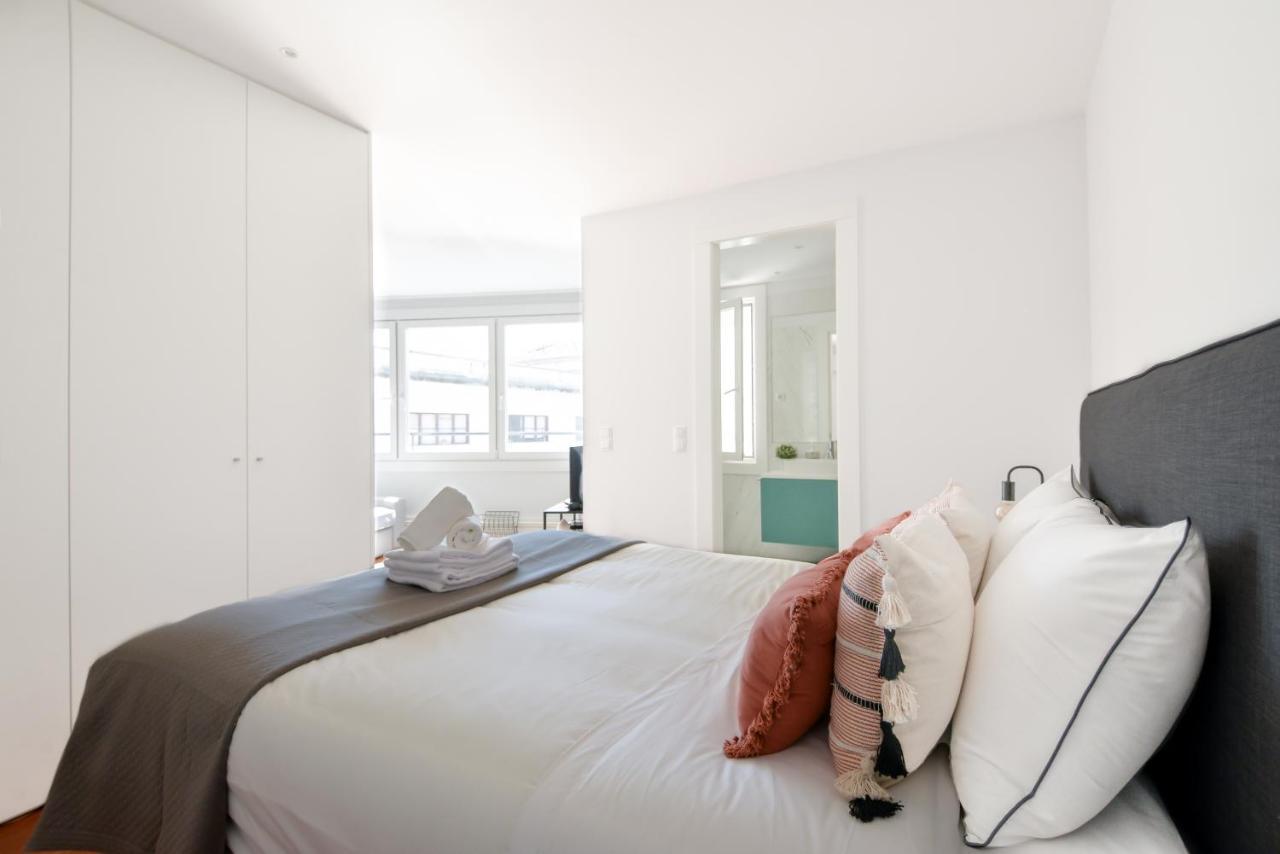 Free Parking - Aliados 107 Liberty Square Apartment Porto Exterior photo